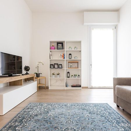 Molinari House Modena Rubino "Free Parking" Apartment Bagian luar foto