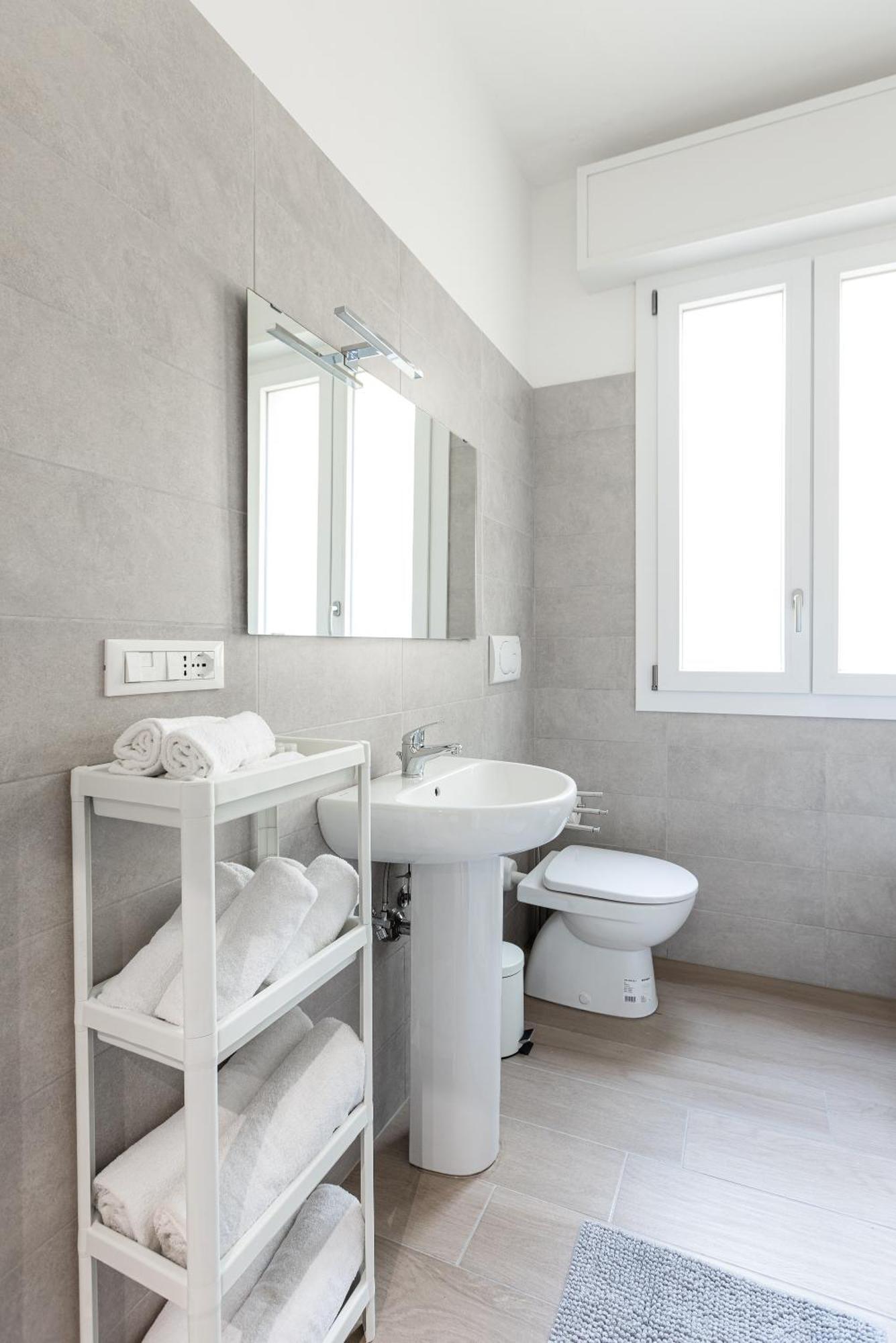 Molinari House Modena Rubino "Free Parking" Apartment Bagian luar foto
